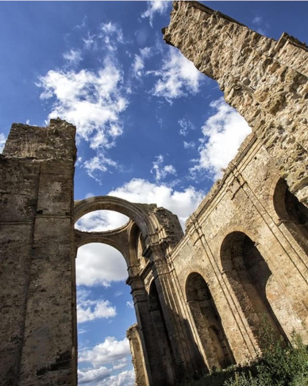 Vacanza Alla Chiesa Diruta Grottole エクステリア 写真